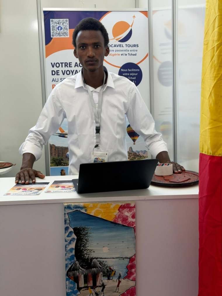 Stand Locavel Tours